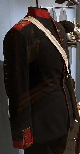 Waffenrock M1867 von seitlich vorne